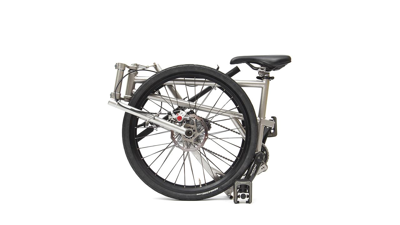 Helix store foldable bike